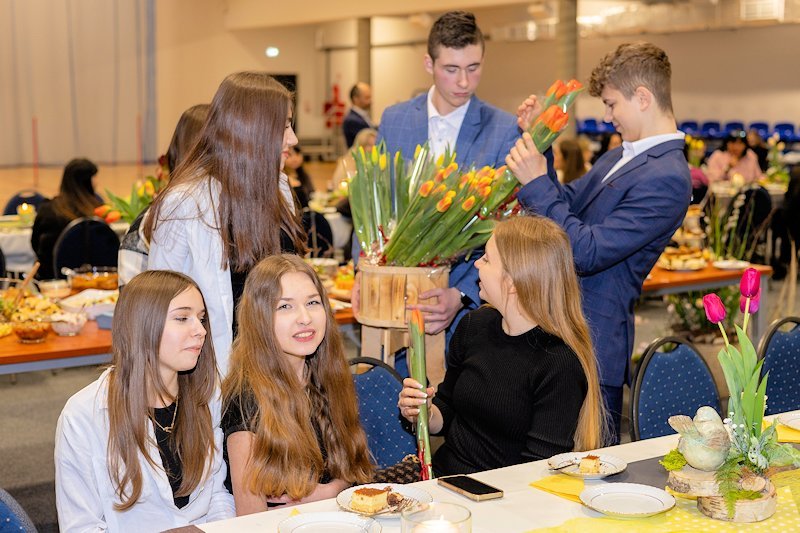 Niesamowity Dzień Kobiet w Zespole Szkół Nr 1